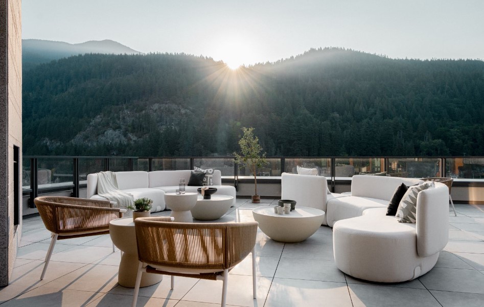 Luxury Outdoor Lounge Furniture