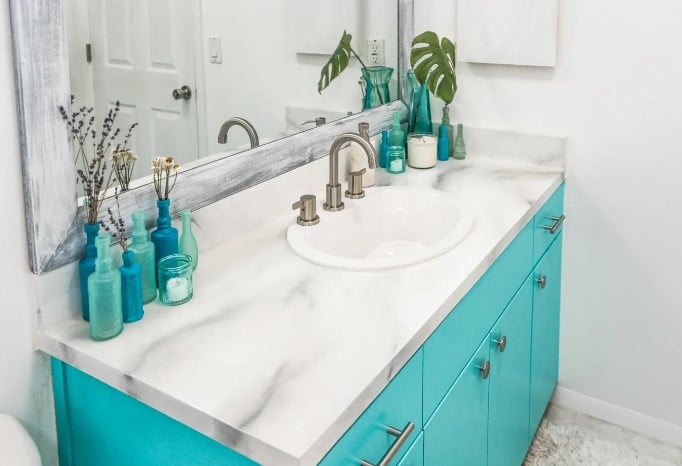 Top Budget-Friendly Products for a Cheap DIY Bathroom Remodel