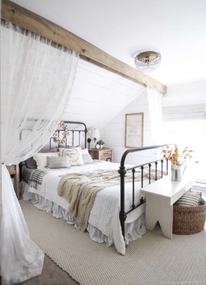 Why Choose Modern Farmhouse Bedroom Decor